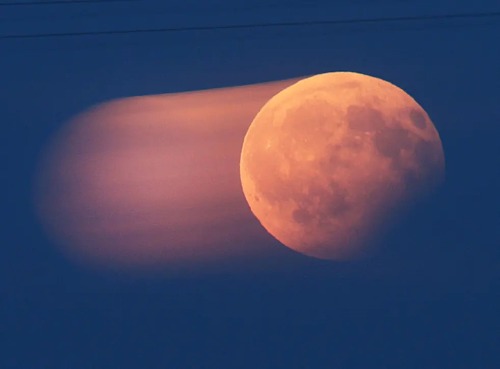 2022 Scorpio-Taurus Total Lunar Eclipse Full Flower Moon